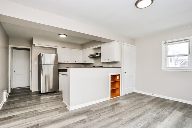 1201 S 14th St, Pekin, IL 61554 - photo 4