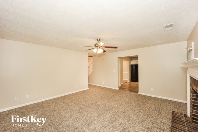 6493 Pine Bark Ct, Morrow, GA 30260 - photo 4