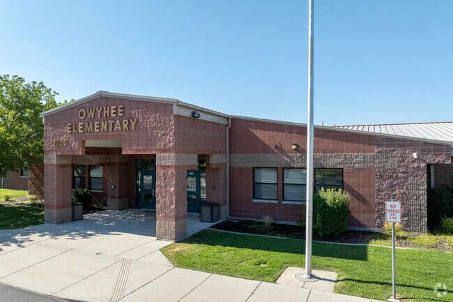 Owyhee Elementary serves students in the southern Nampa area.