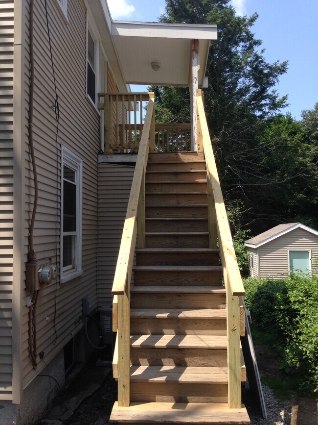 7 Maverick St unit one bed, Dedham, MA 02026 - photo 6