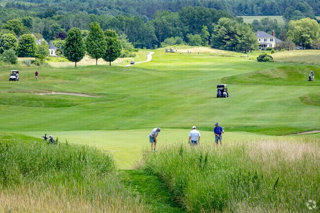 Practice your putts at Falmouth Country Club.