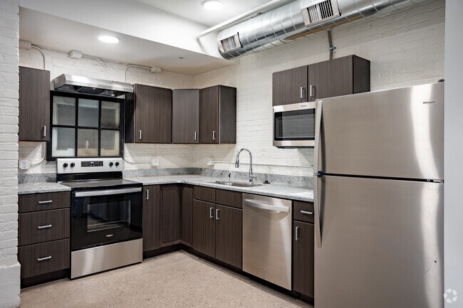 Unit 116 - 1BR, 1BA - 874SF - Kitchen