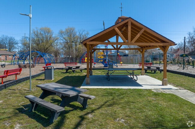 Minock-Whitlock Park is accessible to Warrendale families.