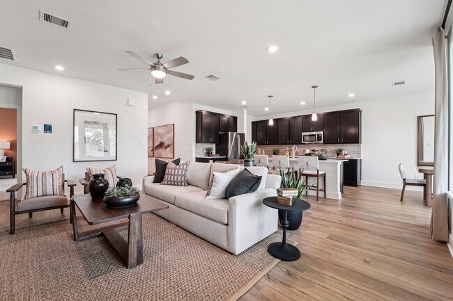 1315 N Yellow Rose Ct unit 37053782, Tomball, TX 77375 - photo 6