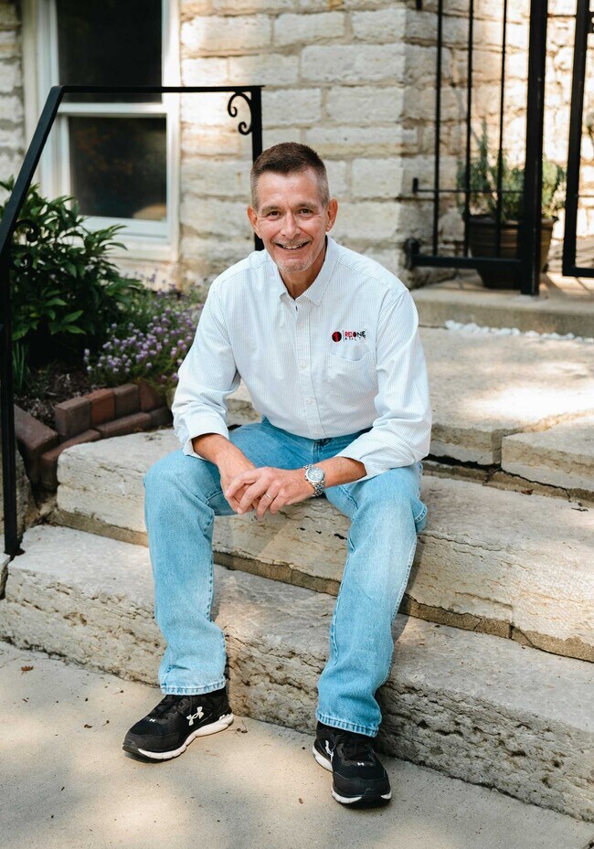 William Thomas