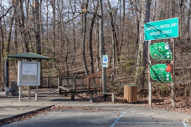 Campbell-Woodland Nature Trails has beautiful tree-lined pathways in New Albany.