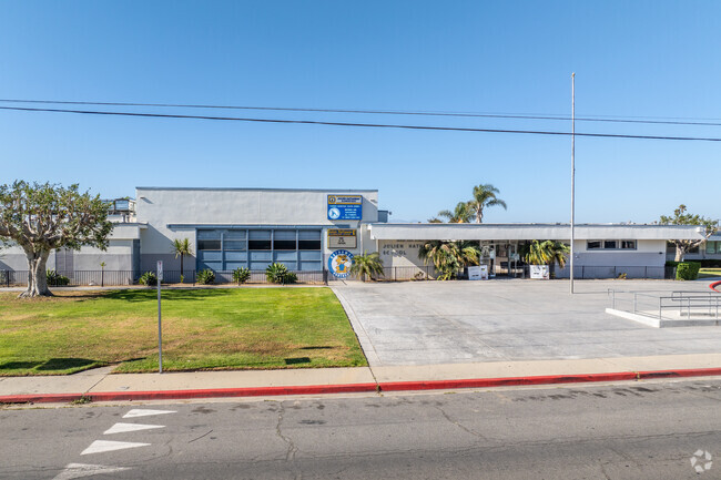 Julien Hathaway Elementary School serves around 450 students yearly.