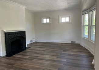3265 E Overlook Rd Unit 2, Cleveland Heights, OH 44118
