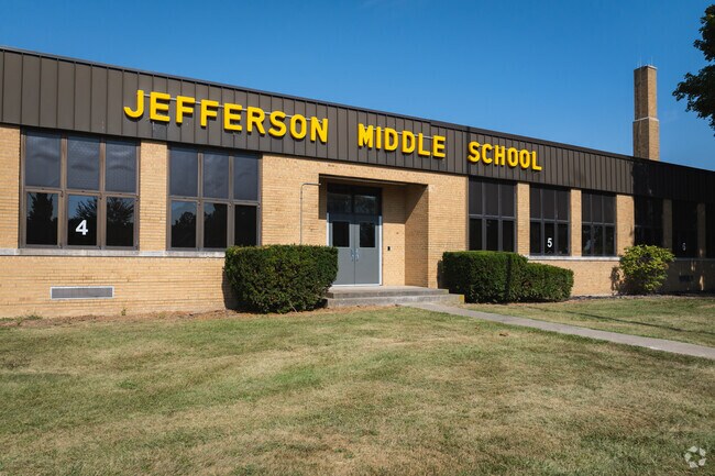 Jefferson Middle School welcomes creative kids in Frenchtown.