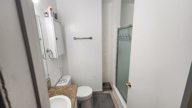 Burton Almont, Los Angeles, CA 90048 - photo 5