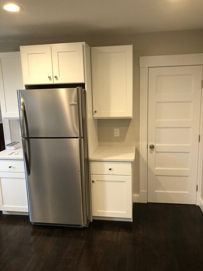 158 Holland St unit 1, Somerville, MA 02144 - photo 7