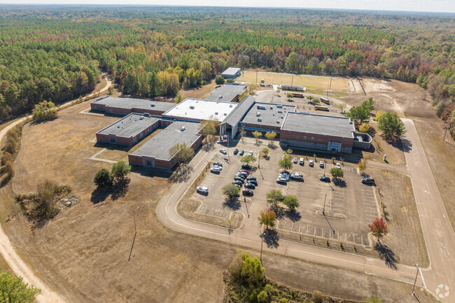 Byram Middle School in Terry serves 839 students.