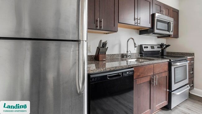 617 W Lexington St unit C6, Baltimore, MD 21201 - photo 4