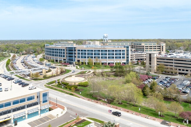 Winfield enjoys being close to many amenities & Northwestern Medical Central.