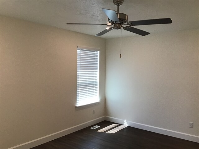 1257 E Ranch Cir, Saratoga Springs, UT 84045 - photo 7