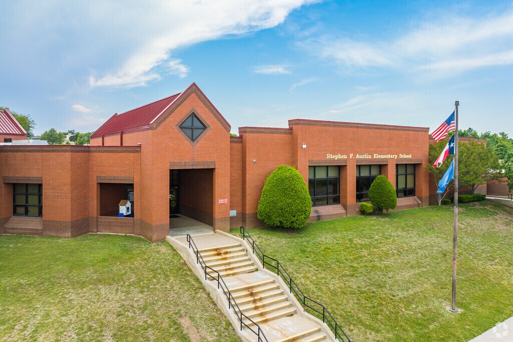 Weatherford students have the opportunity to attend Stephen F. Austin Elementary School.
