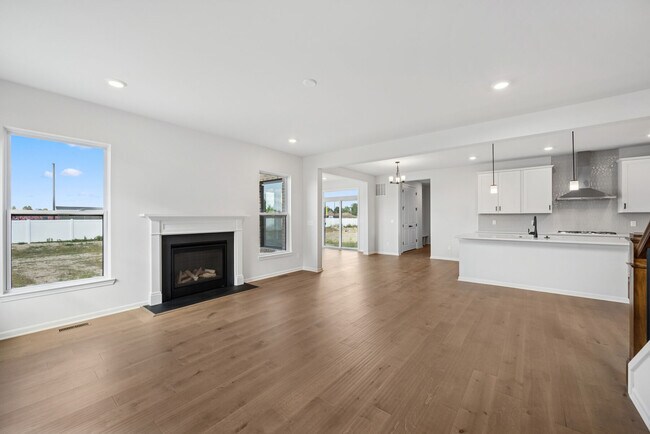 11997 Moore Ln, Washington Township, MI 48094 - photo 7