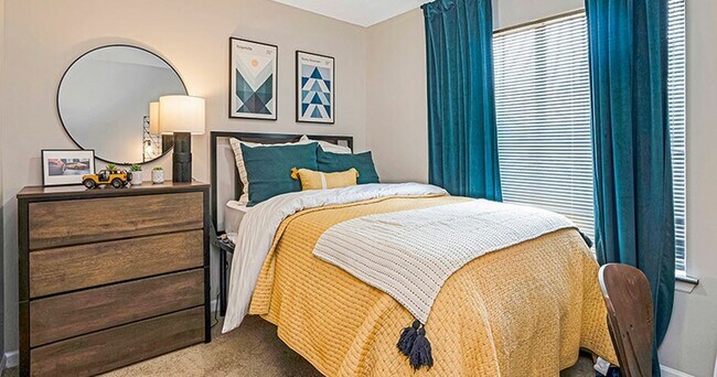 Model-Bedroom-02-Enclave-425-Athens-GA-10