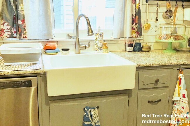 74 Patten St unit 1, Jamaica Plain, MA 02130 - photo 7