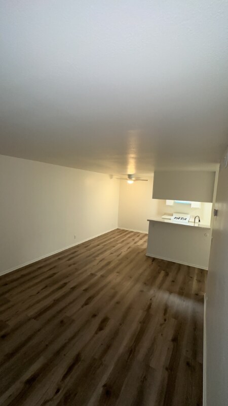 7040 Haskell Ave unit 112, Van Nuys, CA 91406 - photo 2