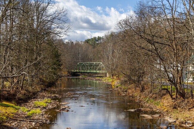 Most of the houses in Franklin are near the water and require insurance.