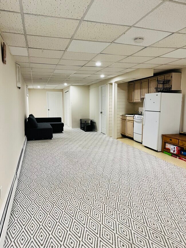 8 Deer Path unit 8 Deer Path, Shirley, NY 11967 - photo 2