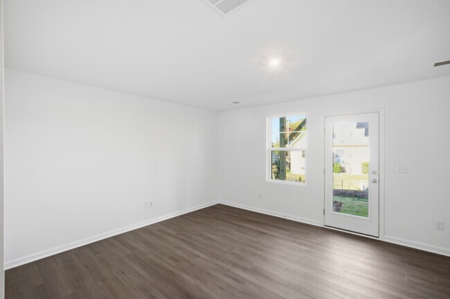 3707 Elm Grove Ln, Raleigh, NC 27604 - photo 7