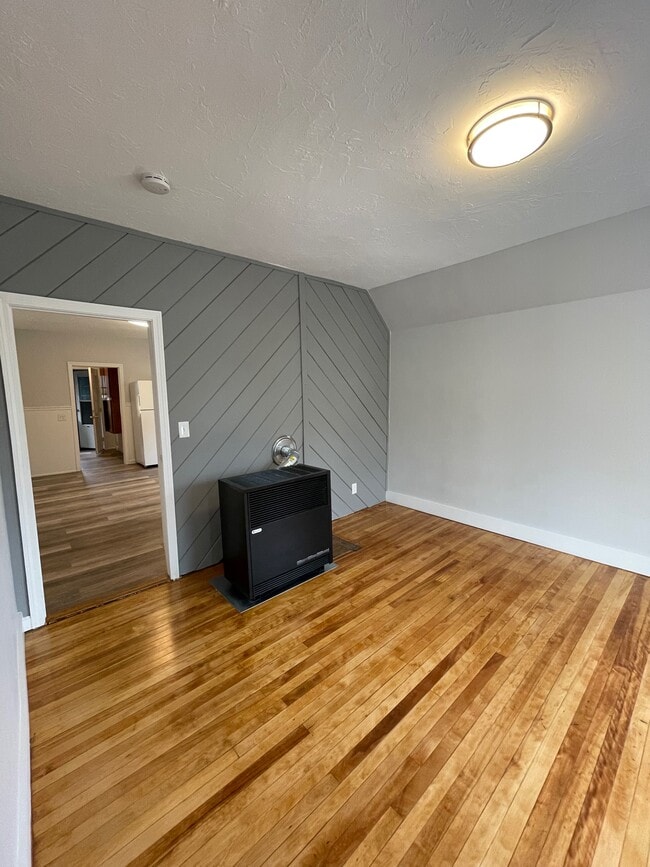 64 Whipple St Unit 2, Worcester, MA 01607