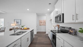 315 Elizabeth Dr, Brunswick, GA 31525