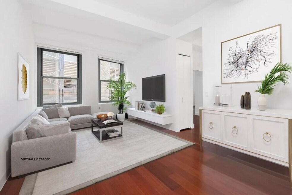 The South Star unit 4C, New York, NY 10038 - photo 1