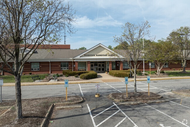 Woodstock Elementary in Virginia Beach offers clubs, gifted services, and reading programs.
