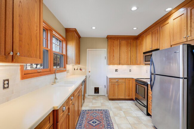 4401 Aldrich Ave S unit A, Minneapolis, MN 55419 - photo 7