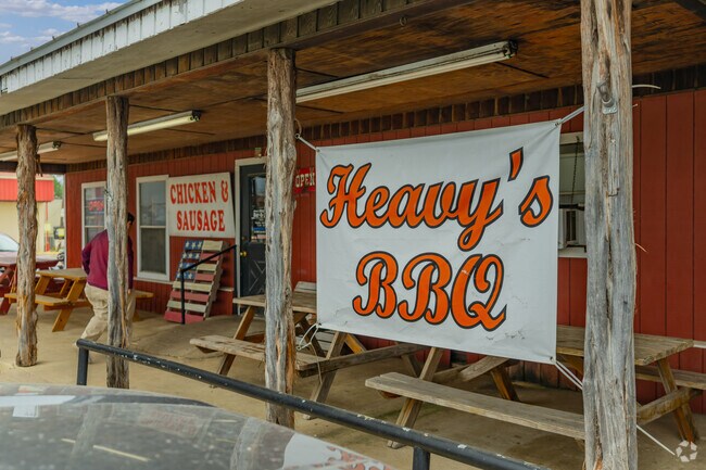 Heavy's BBQ is a popular dining option in Hondo, TX.