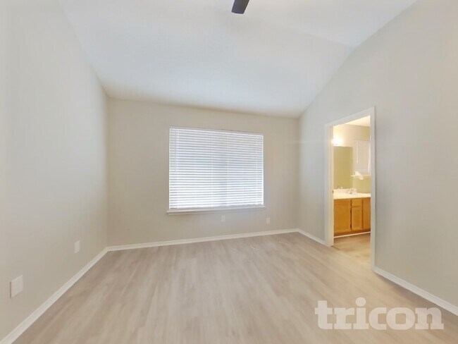 6112 Wall St, Arlington, TX 76018 - photo 7
