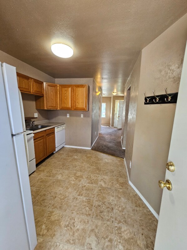 217 S Fountain St unit A, Fountain, CO 80817 - photo 3