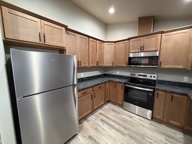 1331 Lynn Ave, Billings, MT 59102 - photo 4