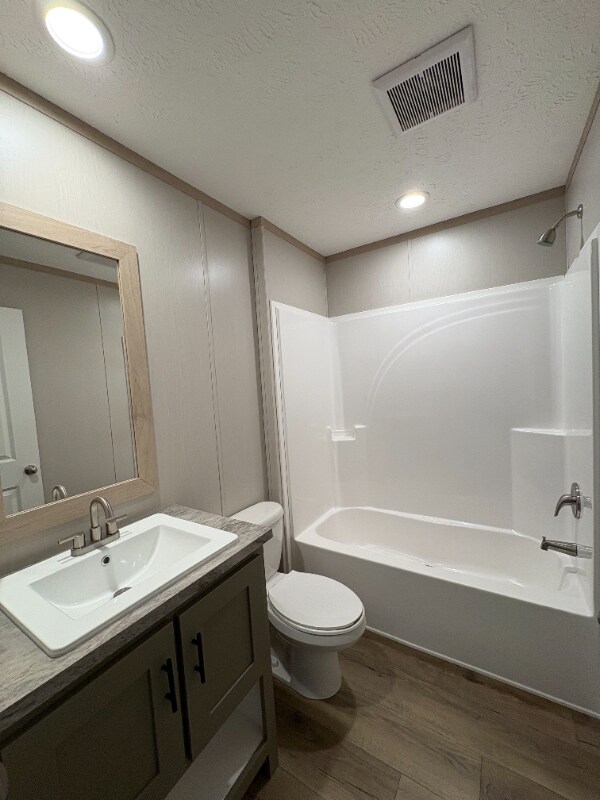 125 S Manor St, Oxford, MI 48371