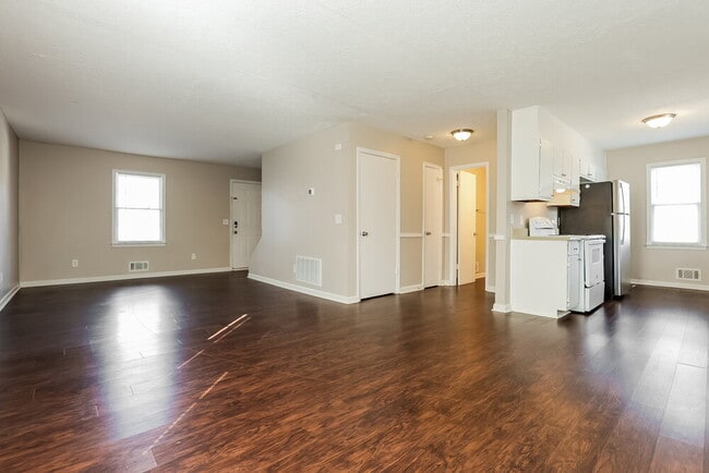 4711 Pebble Ct, Buford, GA 30518 - photo 4