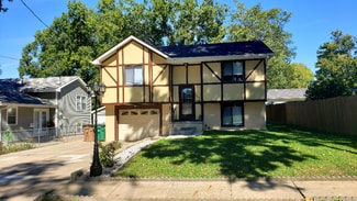 6407 Carpenter Ave, Windsor Heights, IA 50324