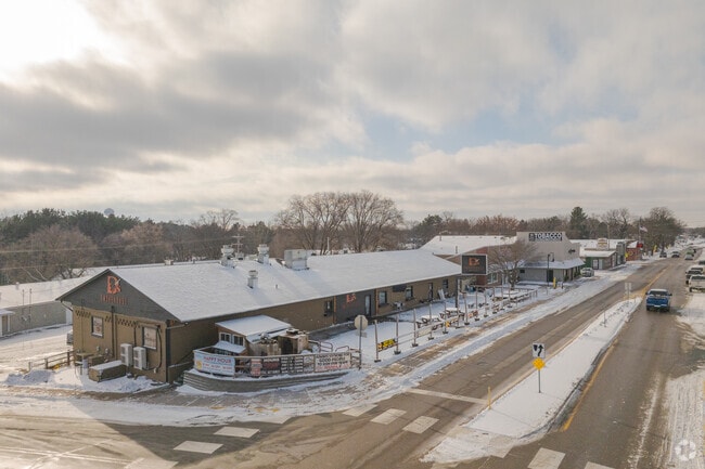 D’s Smokehouse restaurant in Zimmerman, Minnesota, located along the main commercial strip.