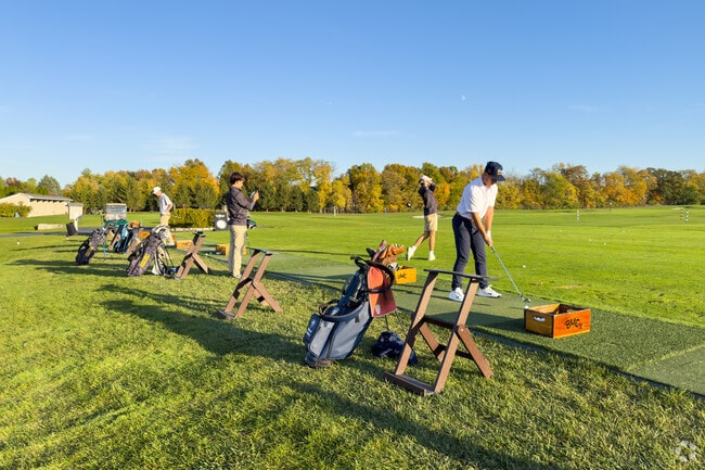 East Westfield's Bridgewater Club offers golf, dining, and social activities.