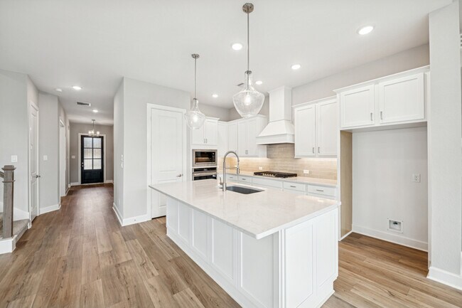 13719 Flint Hollow Dr, Cypress, TX 77433 - photo 5