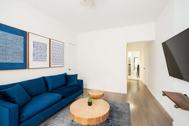 428-430-430 W 47th St unit ID1021830P, New York, NY 10036 - photo 3