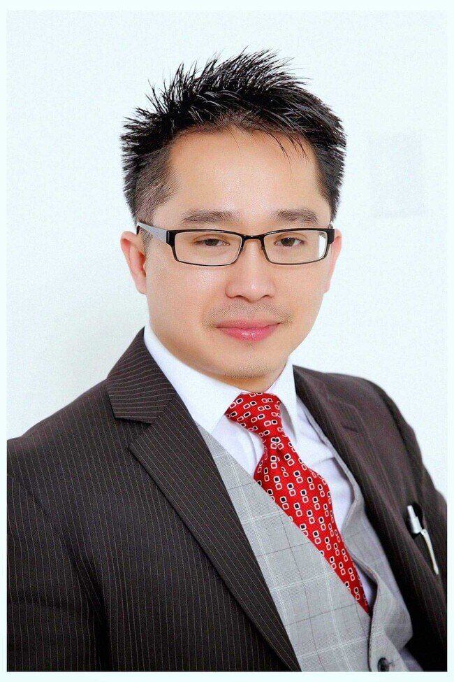 Agent Photo