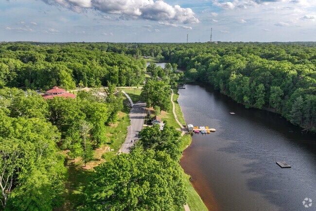 You can ride the paddle boats, take a walk, or enjoy fishing at Country Park near Three Meadows.