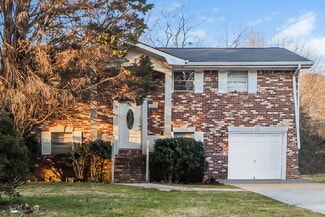 4220 Steading Rd, Powder Springs, GA 30127