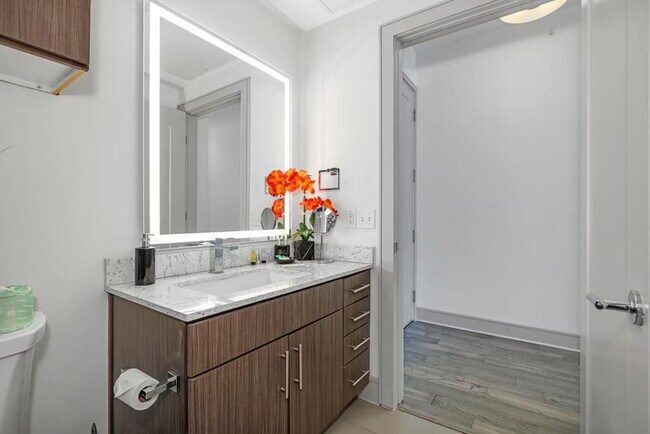 1800 Southgate Blvd unit ID1359165P, Houston, TX 77030 - photo 6