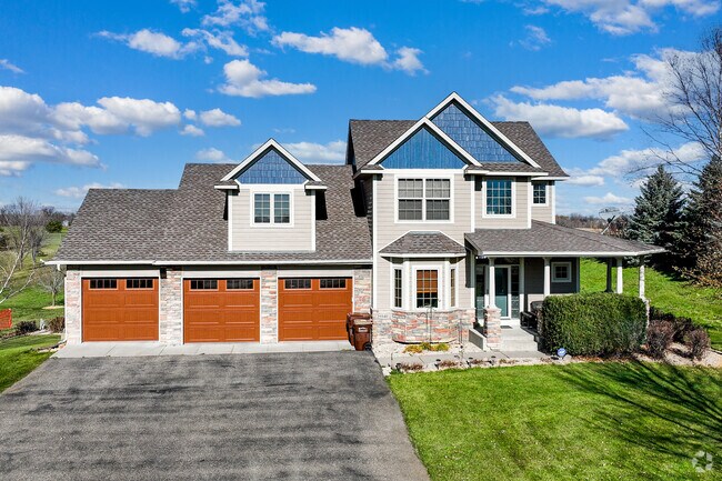 Homes in southern Rogers often have custom floor plans with multiple acres.