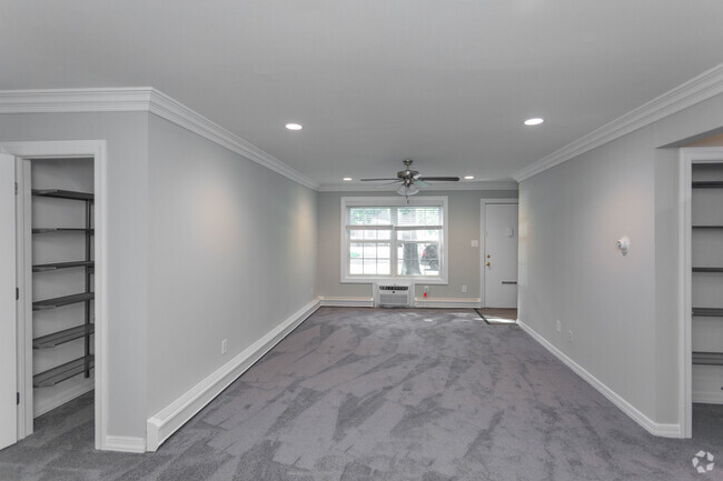 1BR,1BA -Living Room