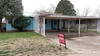 1903 62nd St, Lubbock, TX 79412